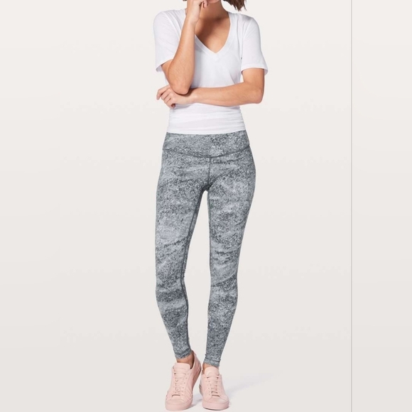 Lululemon Wunder Under Low Rise Tight Full On Luxtreme Size 10 - Picture 2 of 10